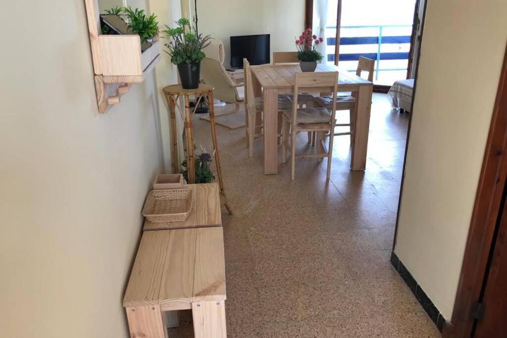 טראגונה El Faro Apartaments Platja Llarga-Les Salines-Tgn מראה חיצוני תמונה