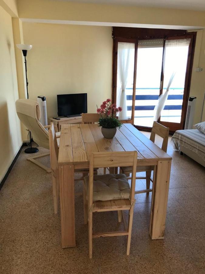 טראגונה El Faro Apartaments Platja Llarga-Les Salines-Tgn מראה חיצוני תמונה