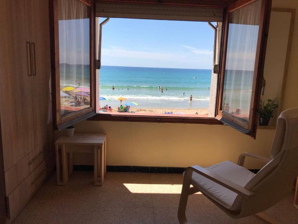 טראגונה El Faro Apartaments Platja Llarga-Les Salines-Tgn מראה חיצוני תמונה