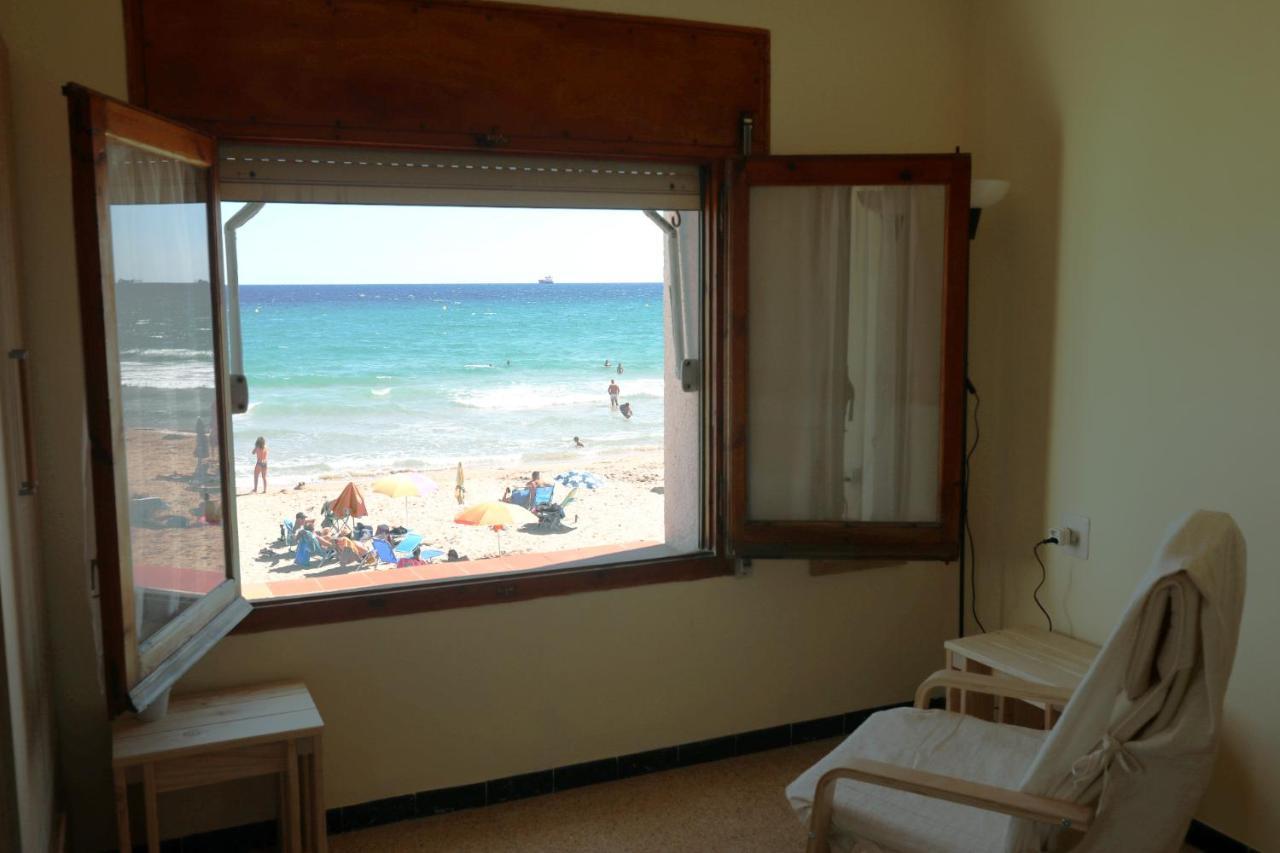 טראגונה El Faro Apartaments Platja Llarga-Les Salines-Tgn מראה חיצוני תמונה