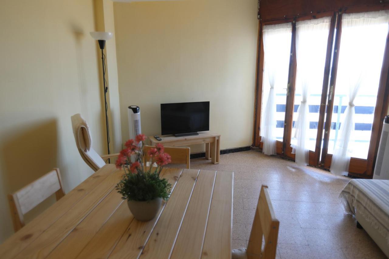 טראגונה El Faro Apartaments Platja Llarga-Les Salines-Tgn מראה חיצוני תמונה